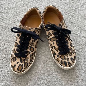 Leopard print sneakers. Brand- Bohme. 8.5